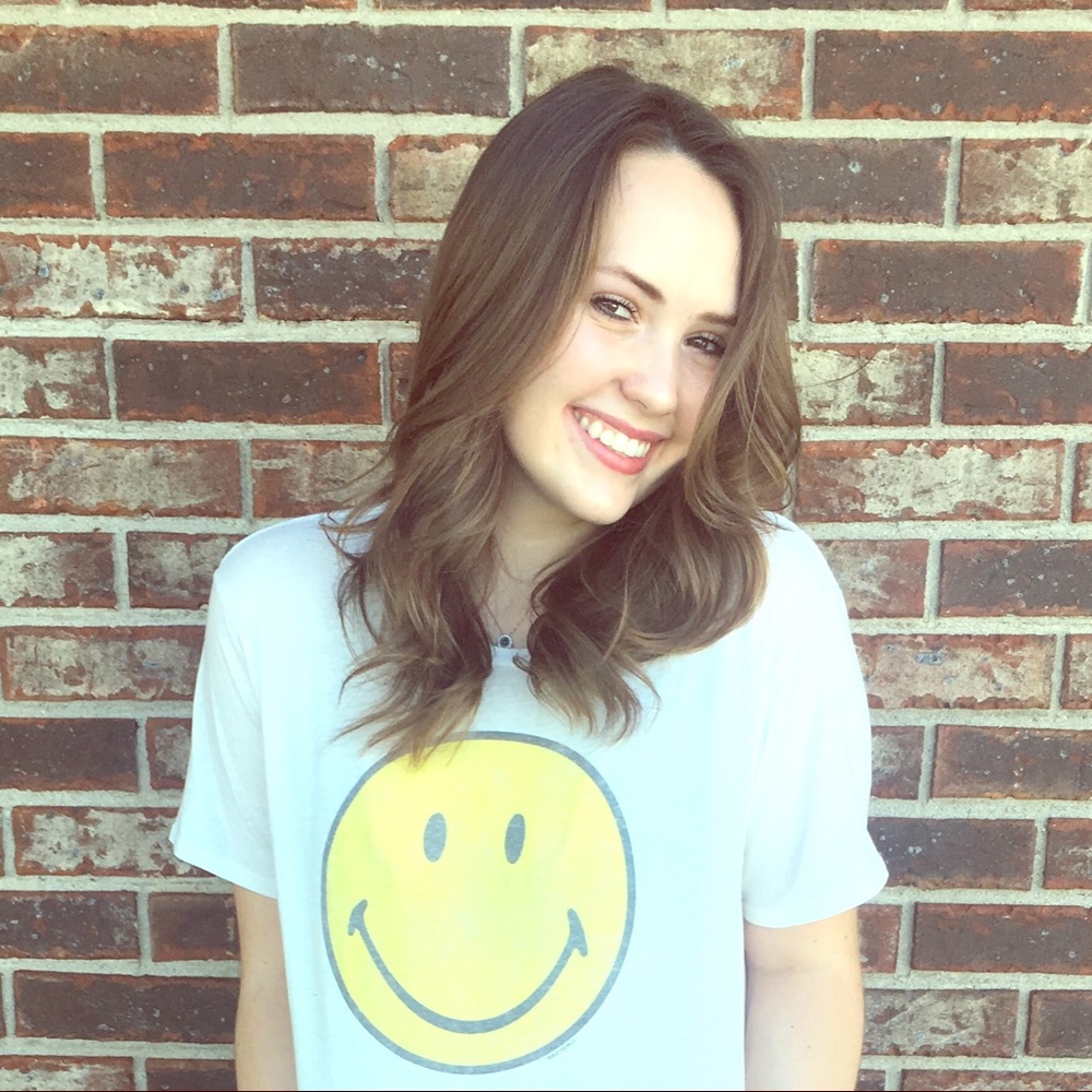 Meet your Posher, Caroline